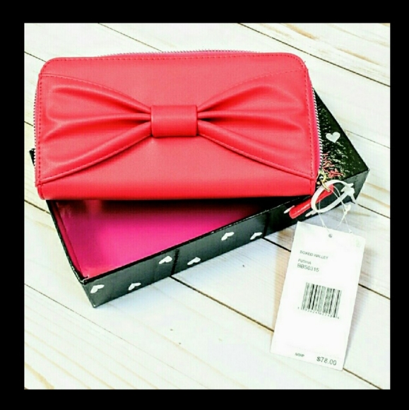 Betsey Johnson Handbags - Betsey Johnson wallet